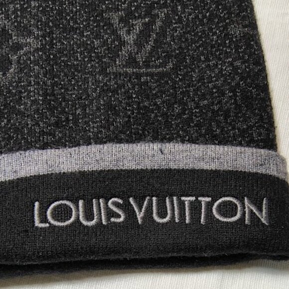 LOUIS VUITTON BEANIE - BRAND NEW- - Picture 2 of 5